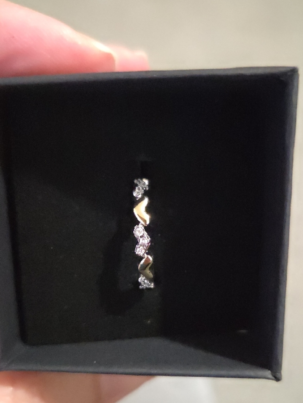 Elegant Two-Tone Heart Link Ring with CZ Accents - Gold & Silver Sz6 - Picture 2 of 5